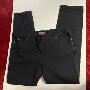 Vince Camuto Black jeans size 10